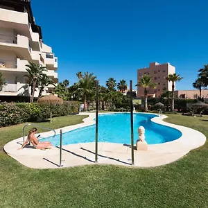 Apartamento New Royal Torrequebrada Beach Ideal For Families & Groups, Benalmádena